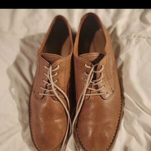Tommy Bahama Brown Leather Oxfords